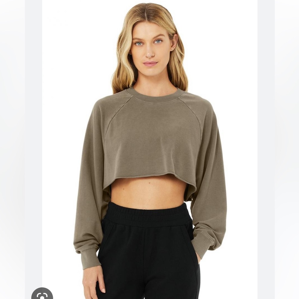Alo Yoga double take pullover in olive branch